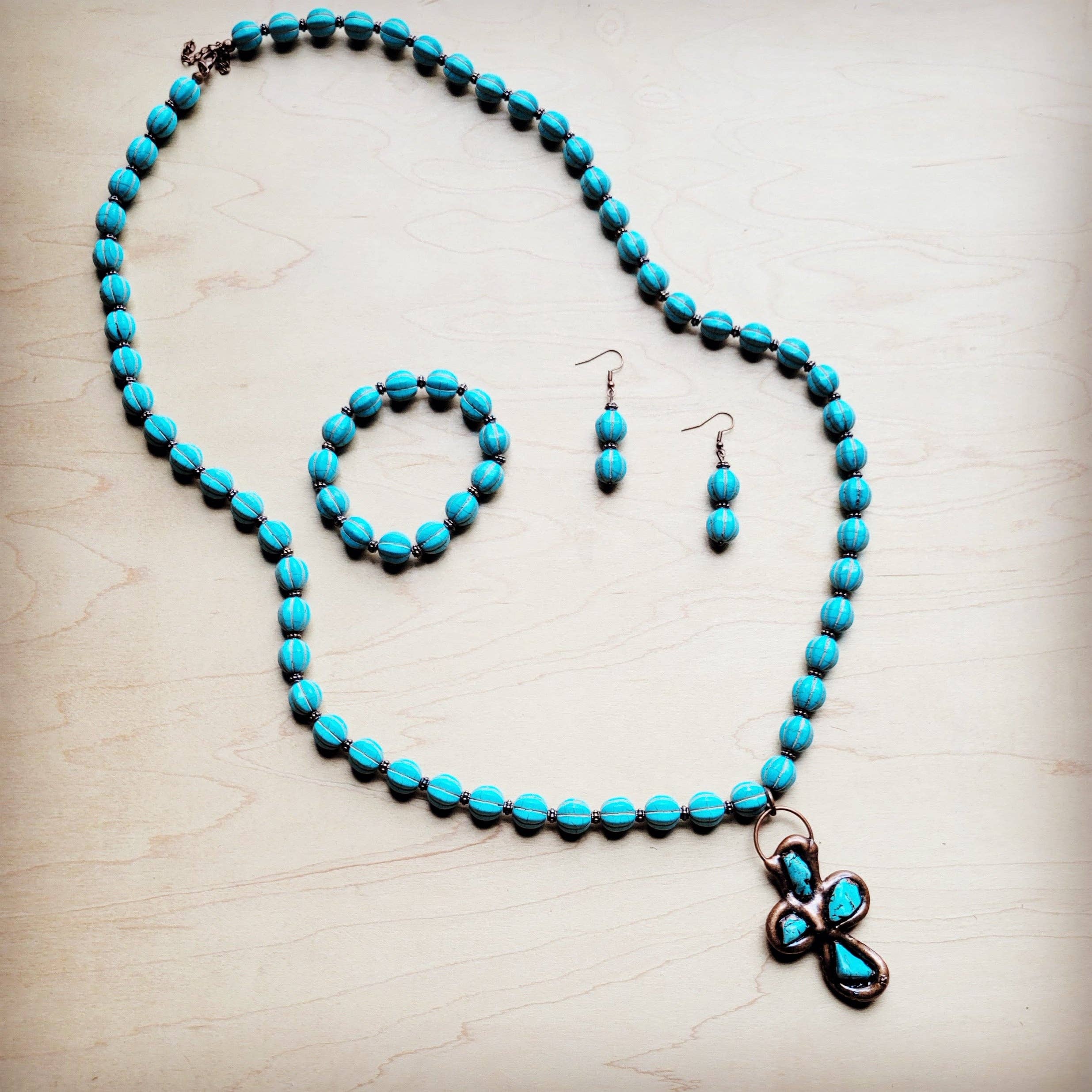 **Turquoise Blue Melon Beaded Stretch Bracelet - The Jewelry Junkie